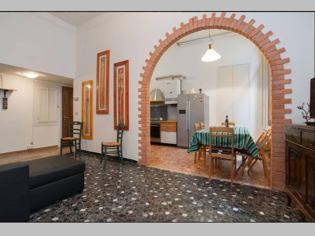 Balcone sul canale Venezia Esterno foto